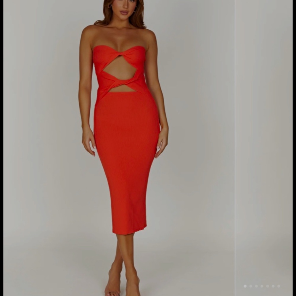 Meshki cutout twist strapless coral dress
